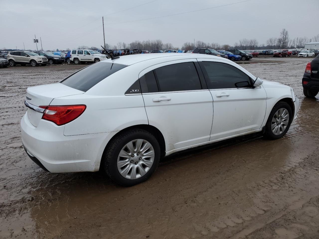 Obraz 3 z 2013 CHRYSLER 200 LX 2013 z VIN 1C3CCBAB9DN523269
