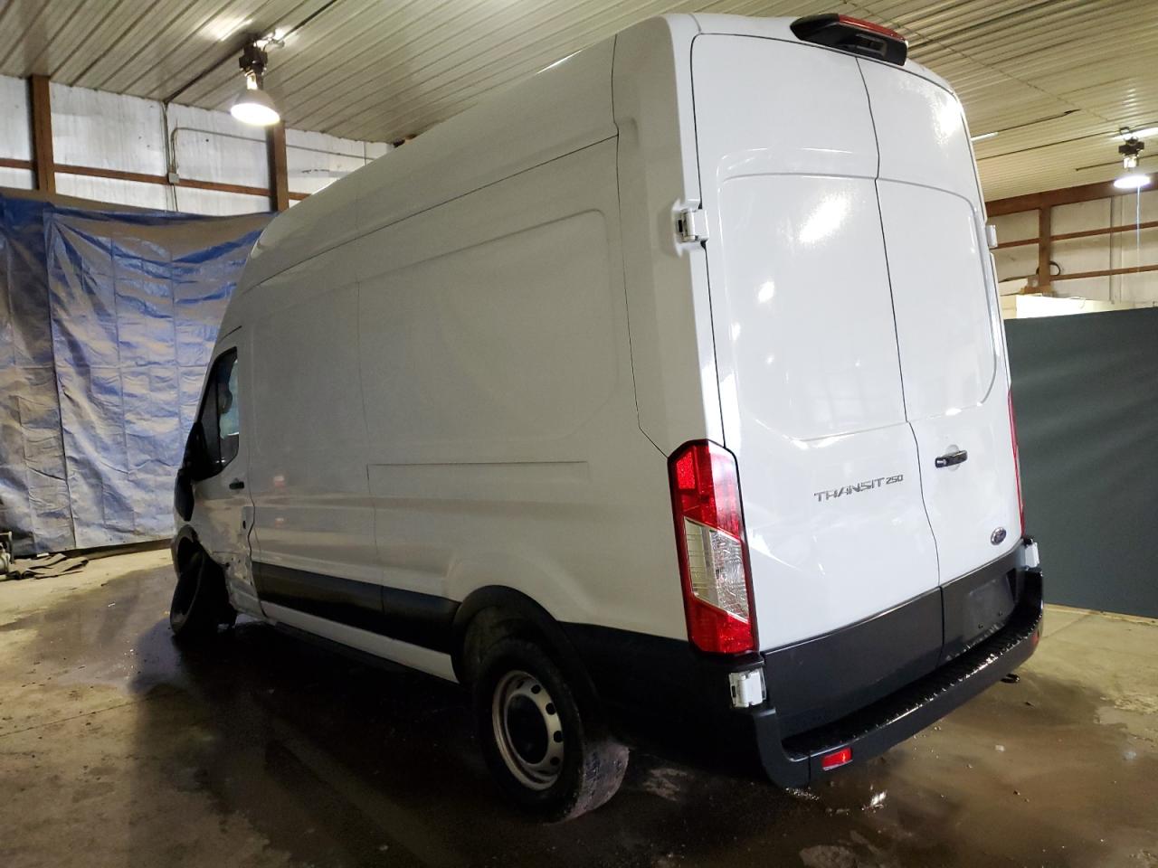 Obraz 2 z 2023 FORD TRANSIT T-250 2023 z VIN 1FTBR1X89PKA70949