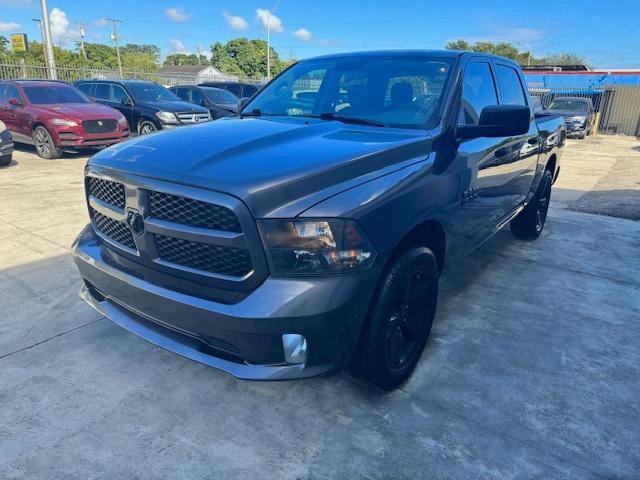 Obraz 1 z 2017 RAM 1500 ST 2017 z VIN 1C6RR6KGXHS679437