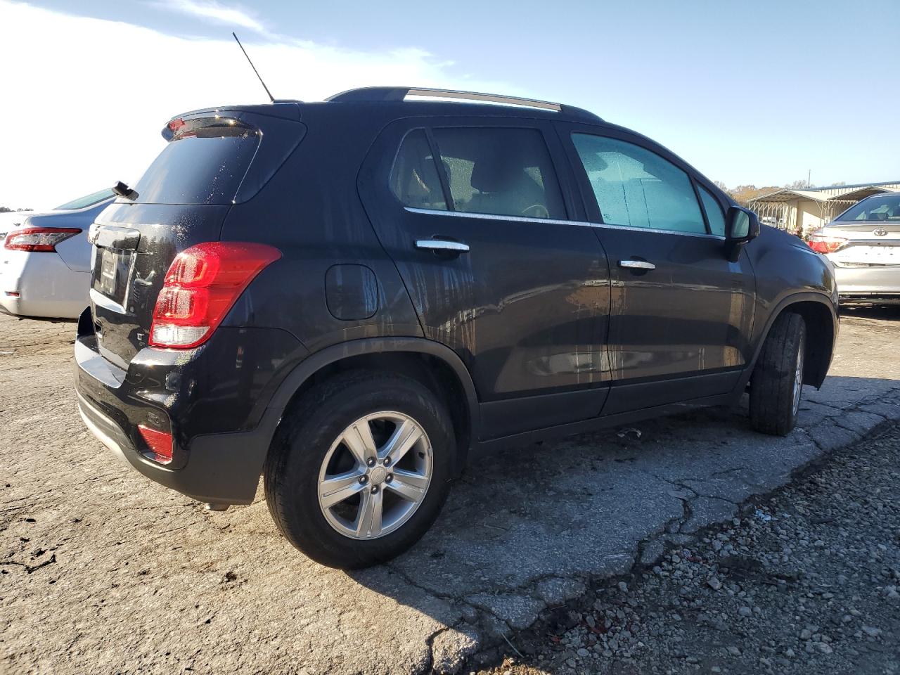 Изображение 3 2019 CHEVROLET TRAX 1LT 2019 с VIN 3GNCJLSB3KL120351