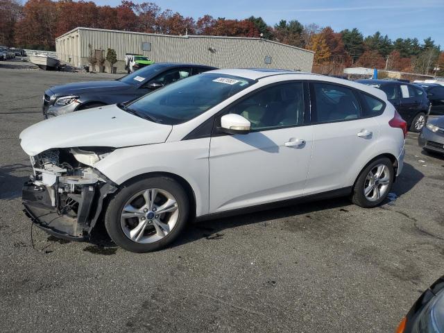 Image 1 of 2014 FORD FOCUS SE 2014 with VIN 1FADP3K25EL277753