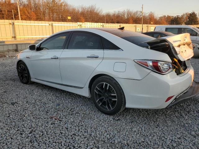 Image 2 of 2014 HYUNDAI SONATA HYBRID 2014 with VIN KMHEC4A44EA106406