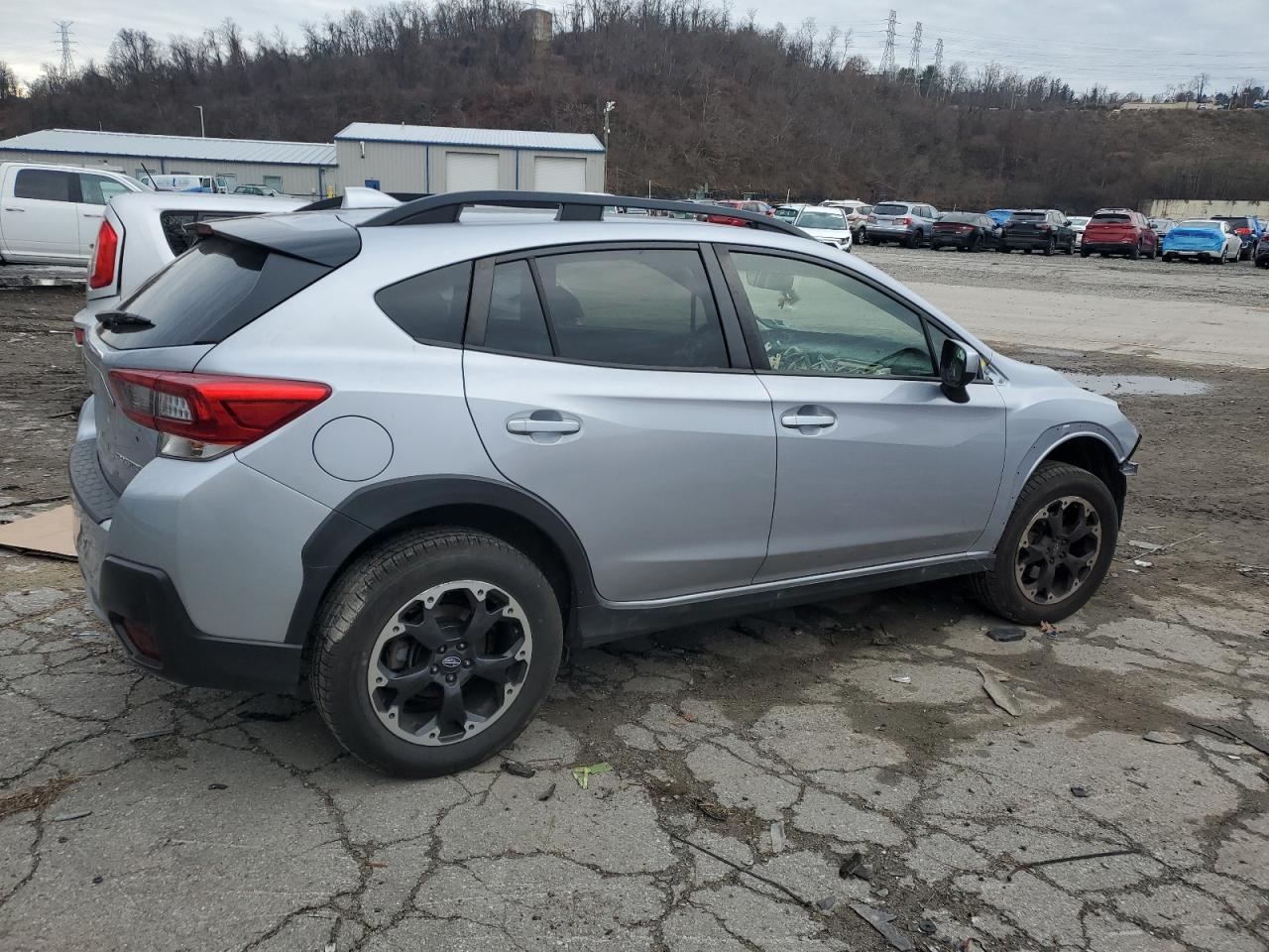 Image 3 of 2021 SUBARU CROSSTREK PREMIUM 2021 with VIN JF2GTAPC5M8205477