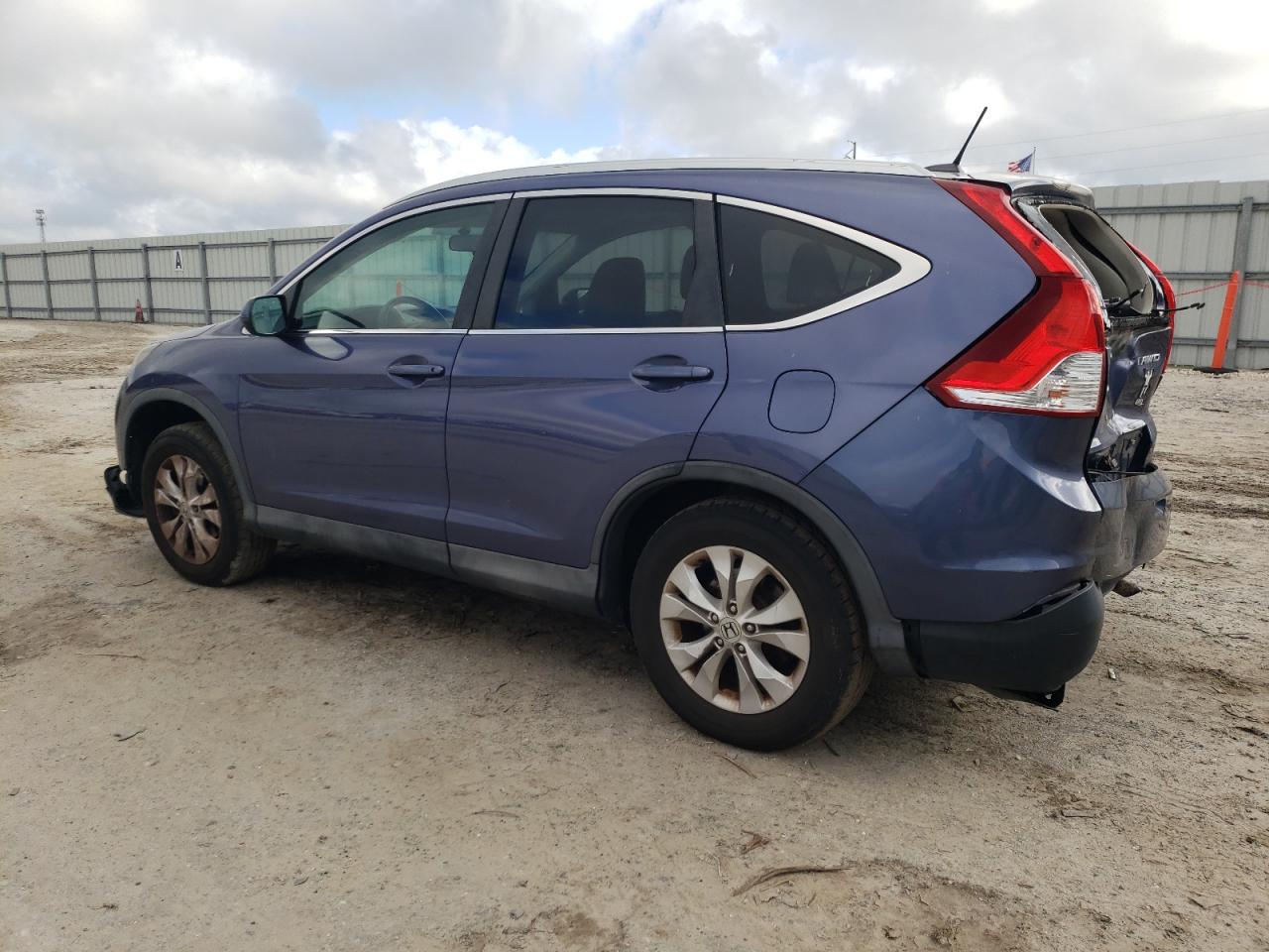Image 2 of 2014 HONDA CR-V EXL 2014 with VIN 2HKRM4H74EH637679