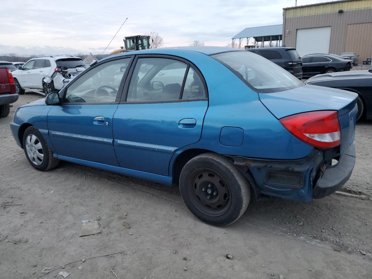 Изображение 2 2005 KIA RIO  2005 с VIN KNADC125656365467