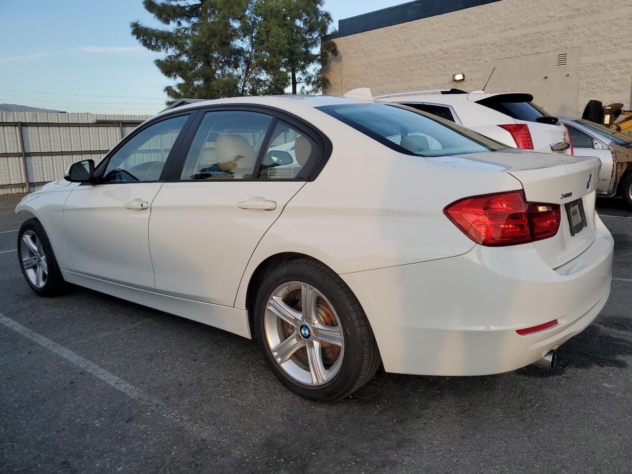 Image 2 of 2014 BMW 320 I XDRIVE 2014 with VIN WBA3C3C53EP660929