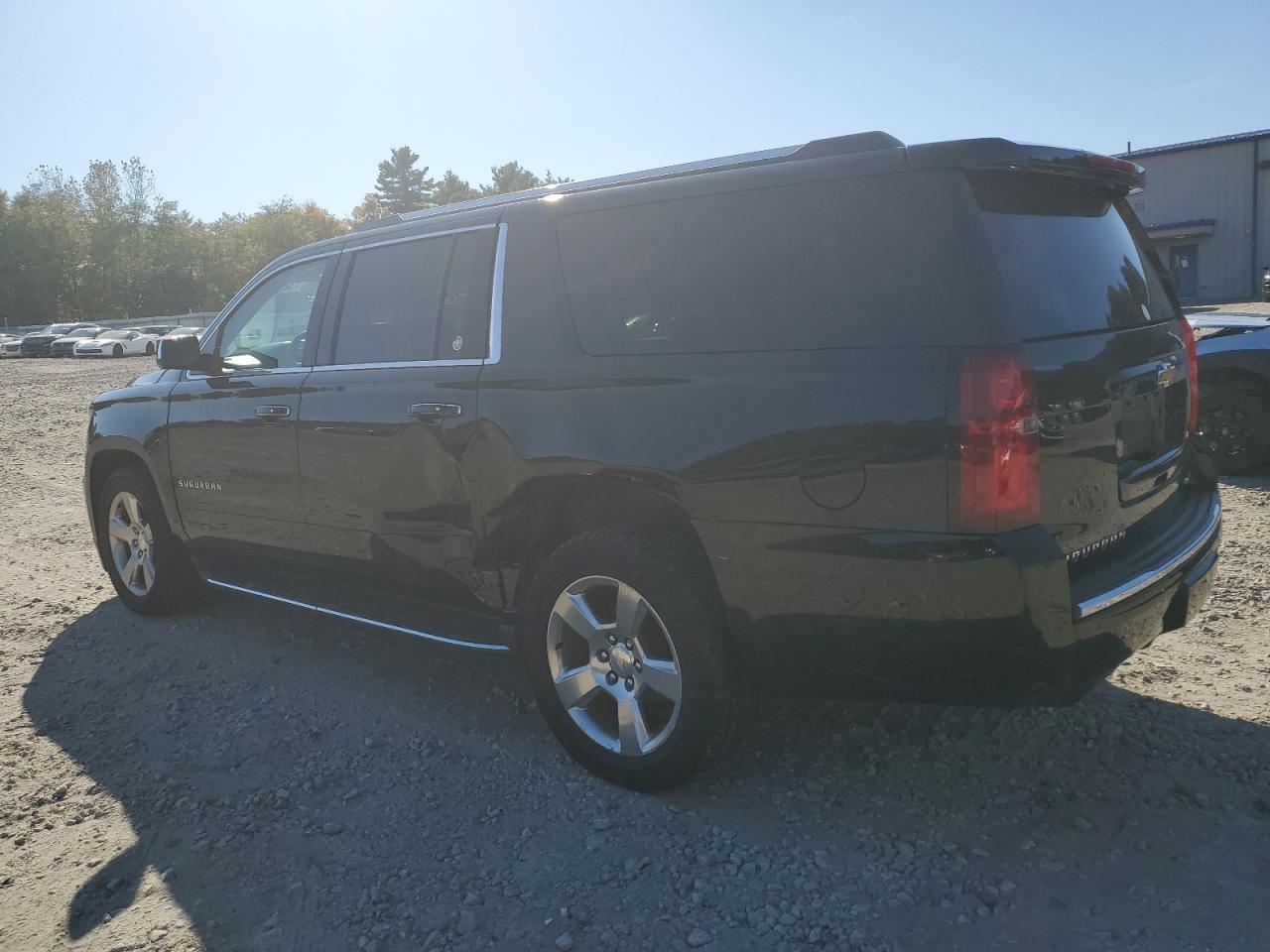 Изображение 2 2017 CHEVROLET SUBURBAN K1500 PREMIER 2017 с VIN 1GNSKJKC0HR324144