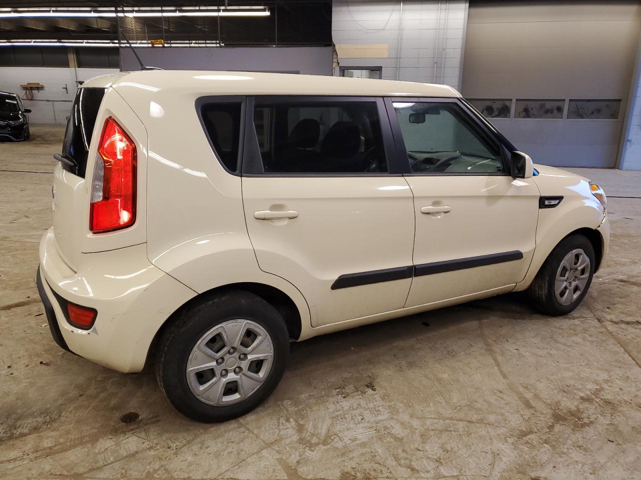 Изображение 3 2012 KIA SOUL  2012 с VIN KNDJT2A50C7354615