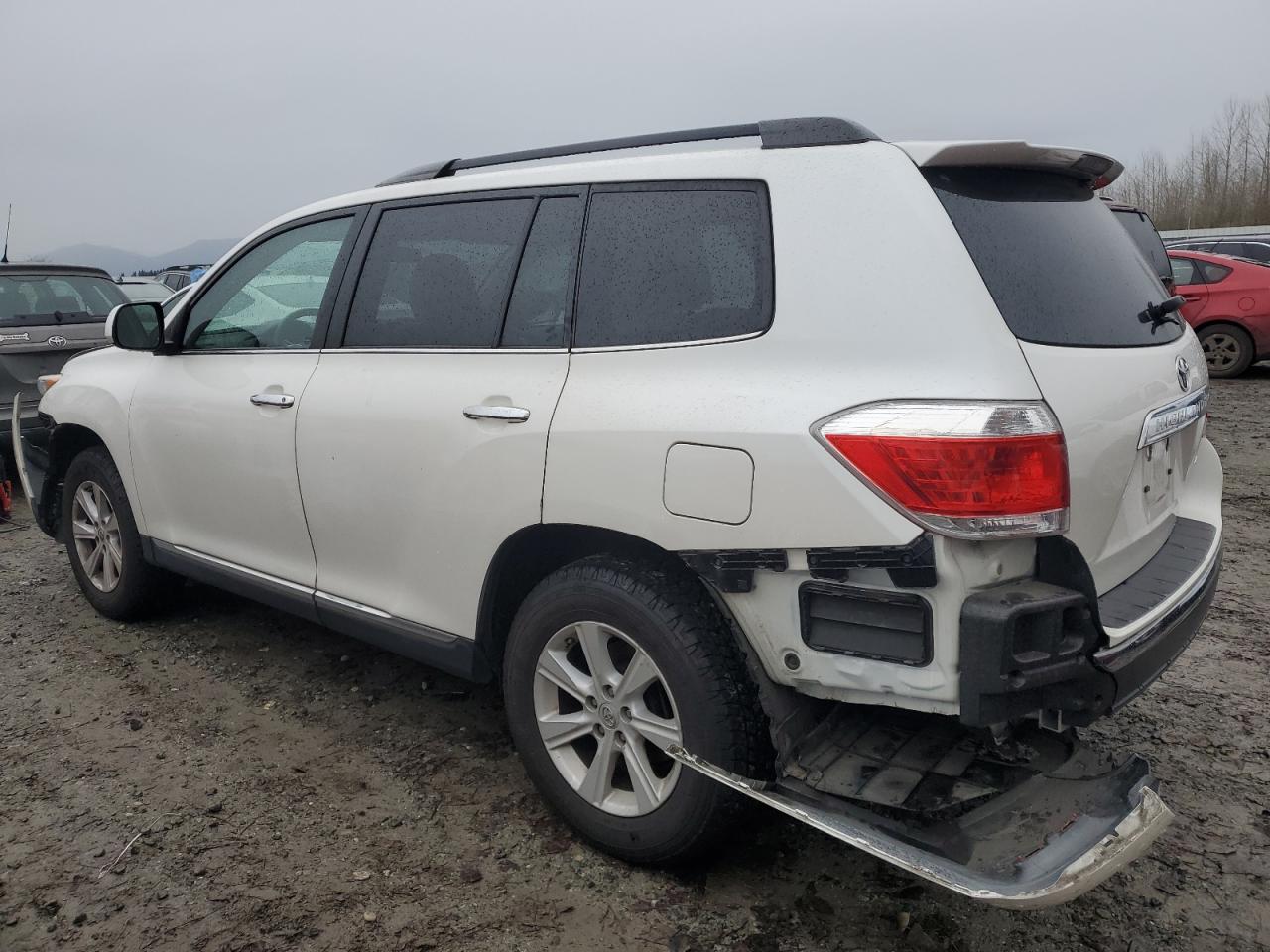 Obraz 2 z 2012 TOYOTA HIGHLANDER BASE 2012 z VIN 5TDBK3EH0CS123446