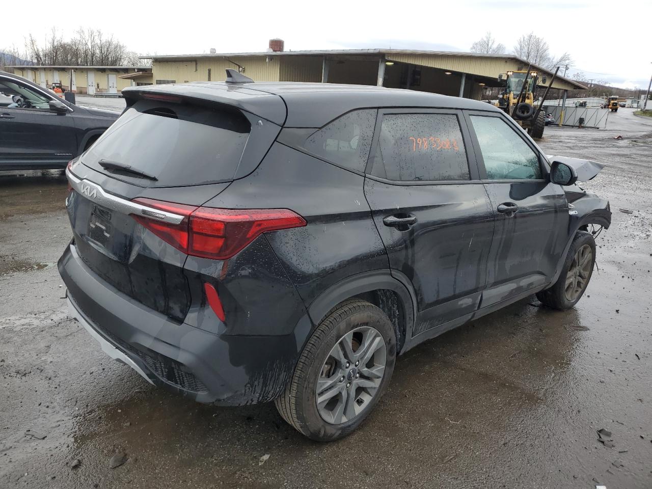 Изображение 3 2023 KIA SELTOS LX 2023 с VIN KNDEPCAA2P7364173