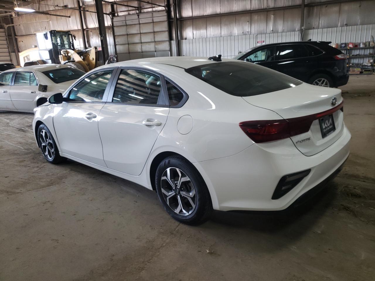 Image 2 of 2021 KIA FORTE FE 2021 with VIN 3KPF24AD2ME394739
