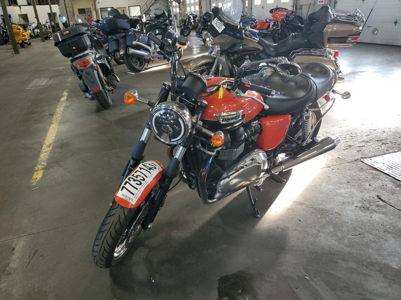 Изображение 2 2012 TRIUMPH MOTORCYCLE BONNEVILLE  2012 с VIN SMT900K13CT535051