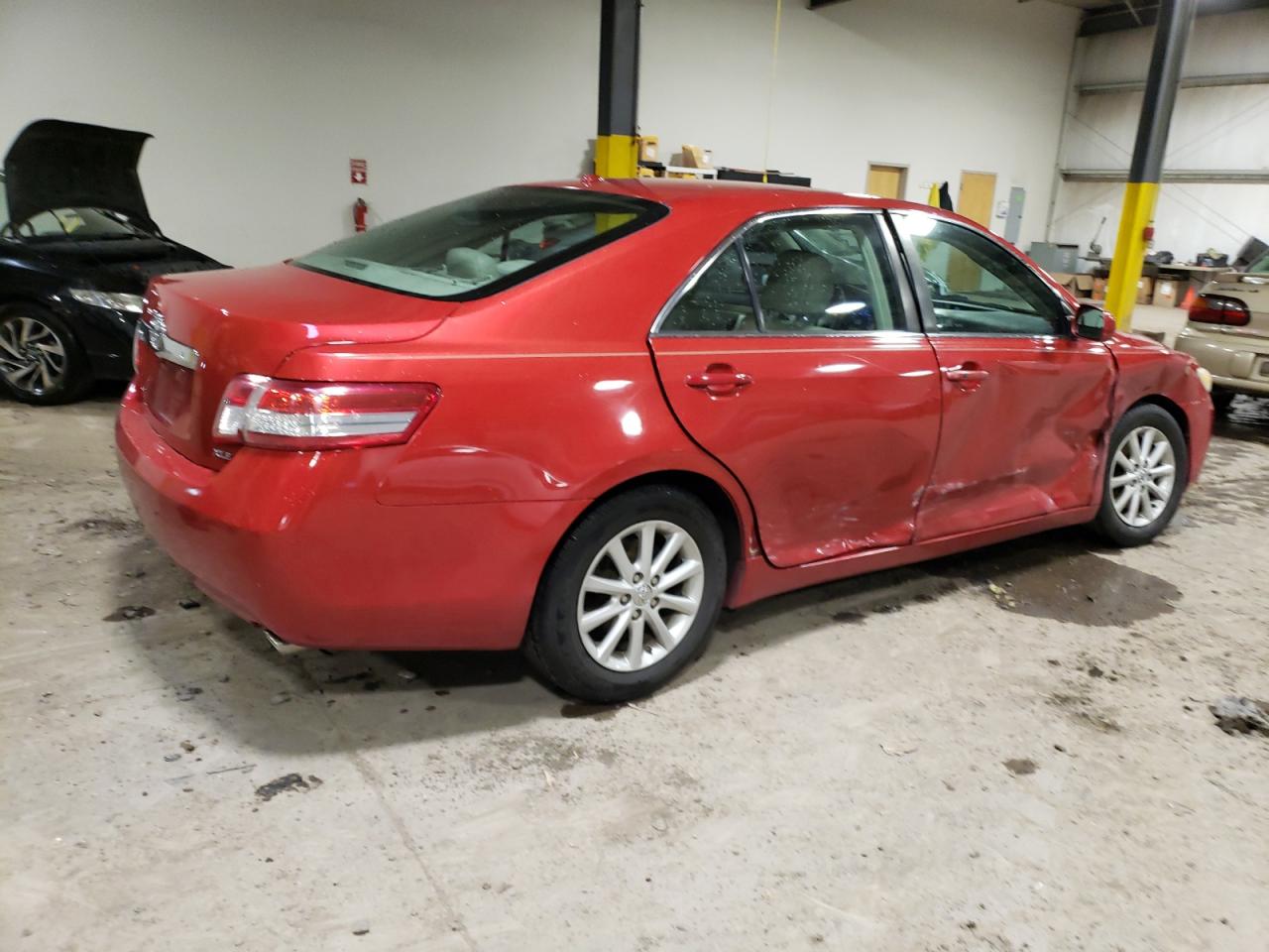 Image 3 of 2011 TOYOTA CAMRY SE 2011 with VIN 4T1BK3EK9BU118702