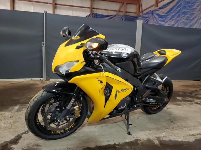 Obraz 2 z 2008 HONDA CBR1000 RR 2008 z VIN JH2SC59098M004124