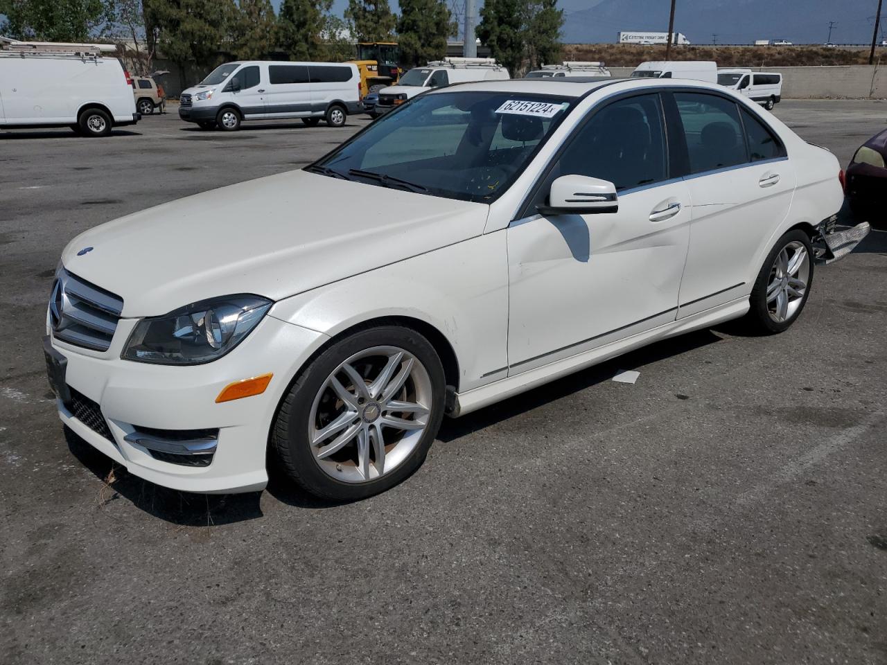 Image 1 of 2013 MERCEDES-BENZ C 250 2013 with VIN WDDGF4HB1DR270596
