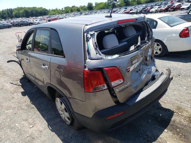 Image 3 of 2013 KIA SORENTO LX 2013 with VIN 5XYKTDA63DG394989