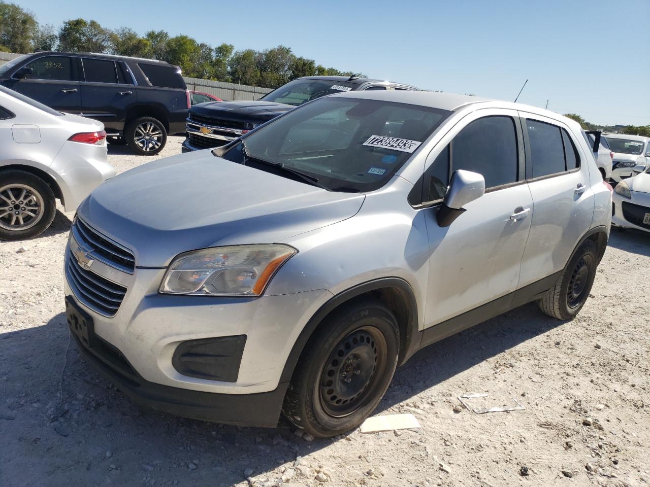 Image 1 of 2016 CHEVROLET TRAX LS 2016 with VIN KL7CJKSB9GB589615