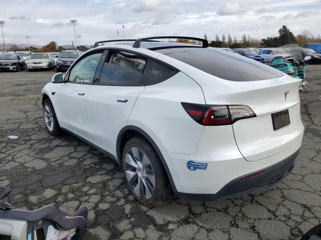 Image 2 of 2021 TESLA MODEL Y  2021 with VIN 5YJYGDEE0MF173650