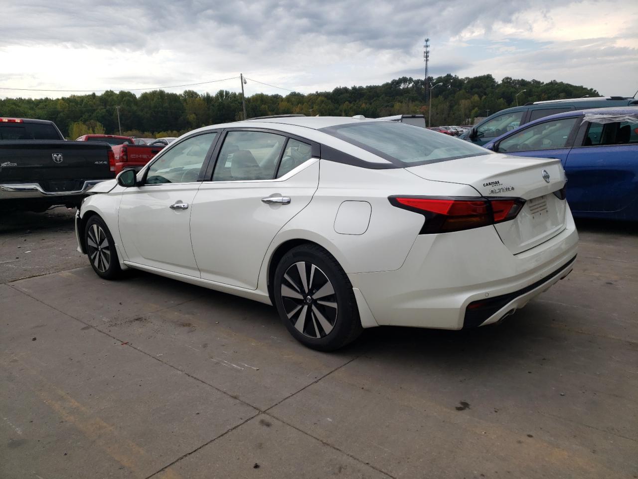 Изображение 2 2020 NISSAN ALTIMA SL 2020 с VIN 1N4BL4EV2LC121827