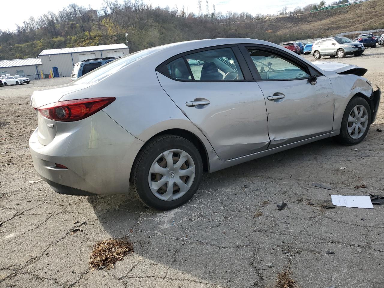 Obraz 3 z 2015 MAZDA 3 SPORT 2015 z VIN 3MZBM1U73FM168969