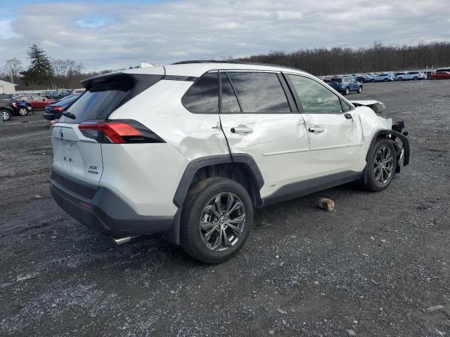 Obraz 3 z 2022 TOYOTA RAV4 XLE PREMIUM 2022 z VIN JTMB6RFV3ND066489
