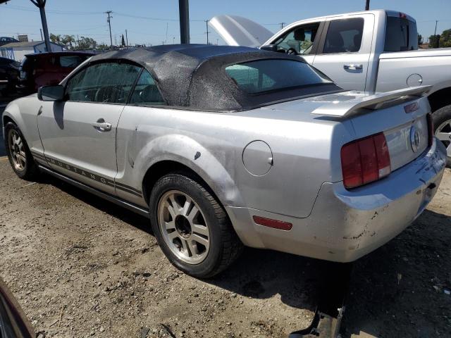 Obraz 2 z 2005 FORD MUSTANG  2005 z VIN 1ZVFT84N355191846
