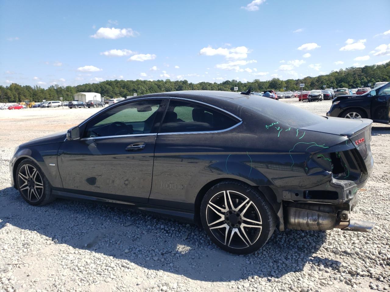 Image 2 of 2015 MERCEDES-BENZ C 250 2015 with VIN WDDGJ4HB3FG438106