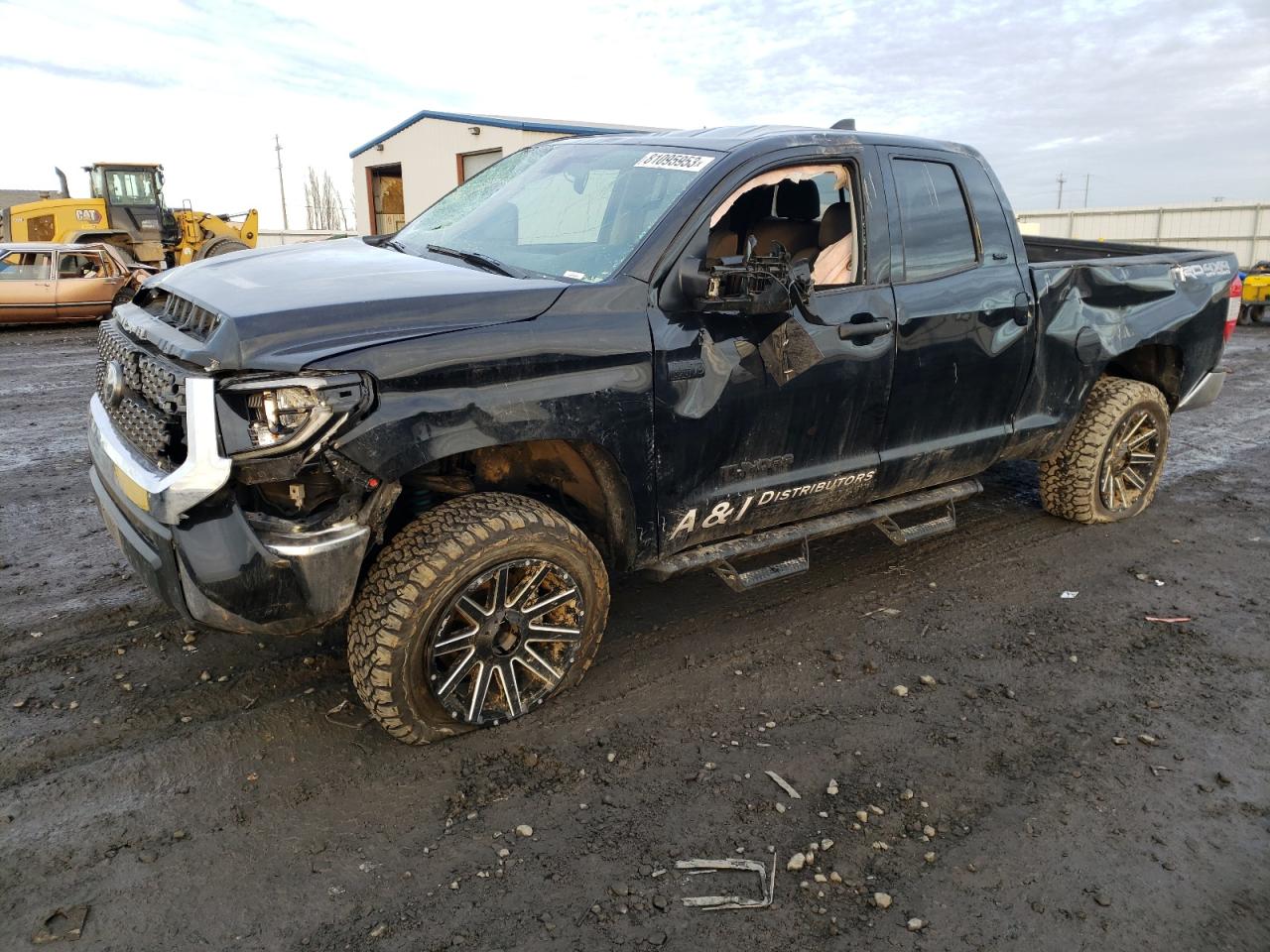 Изображение 1 2021 TOYOTA TUNDRA DOUBLE CAB SR/SR5 2021 с VIN 5TFUY5F15MX033256