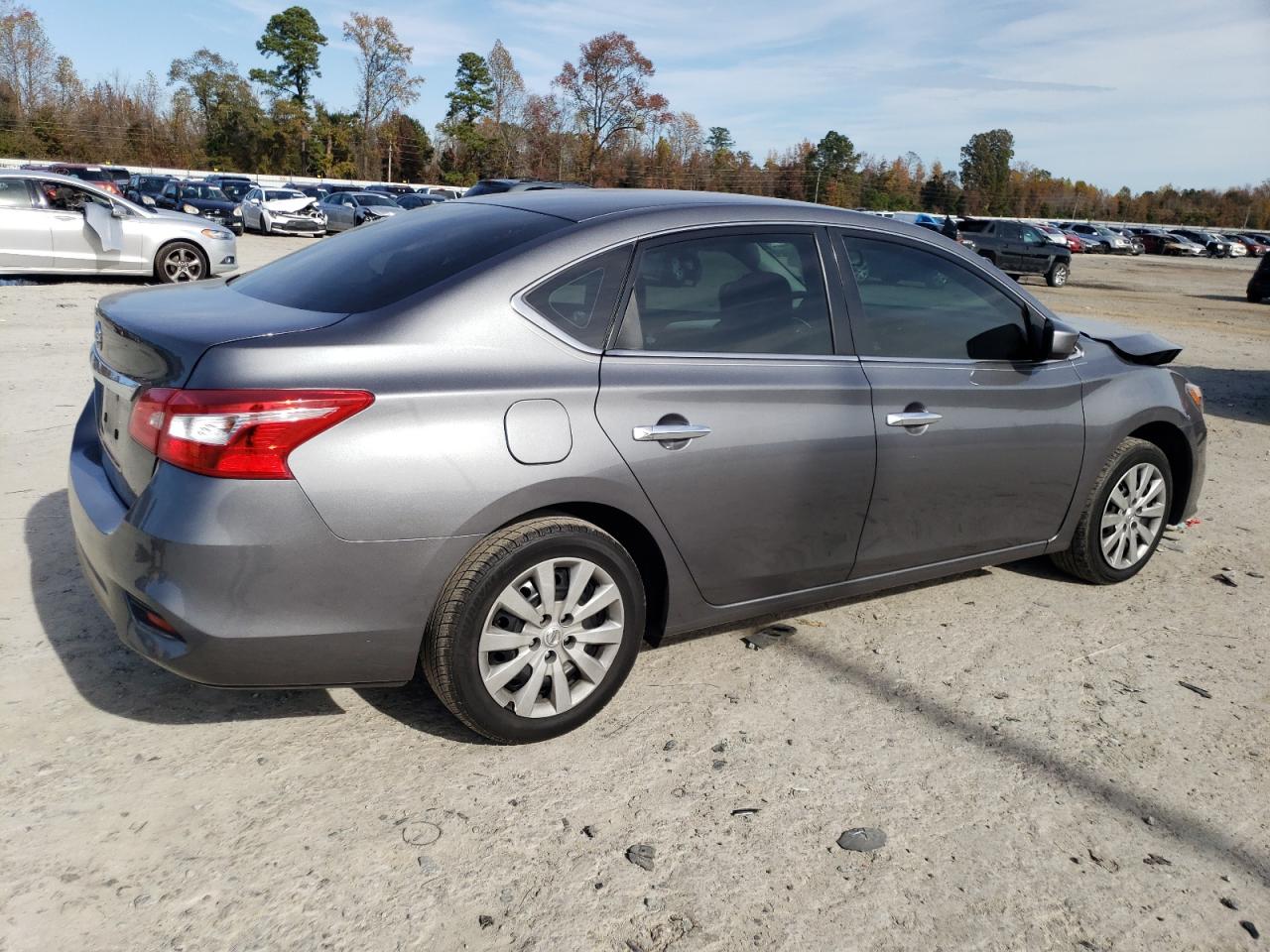 Obraz 3 z 2019 NISSAN SENTRA S 2019 z VIN 3N1AB7AP2KY352429