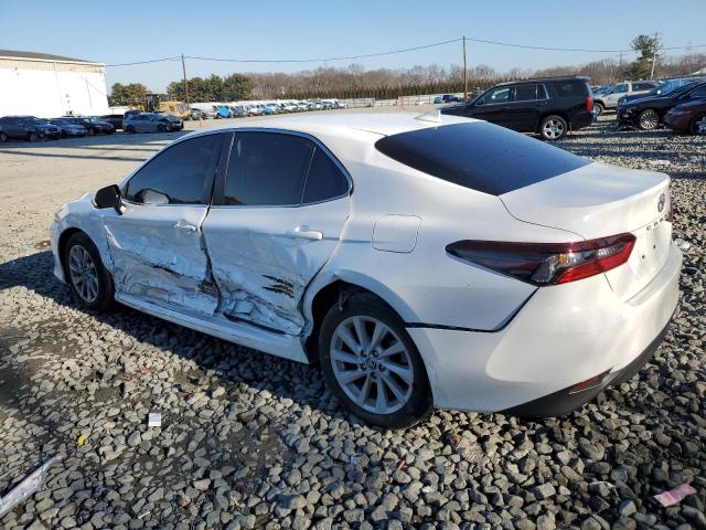 Image 2 of 2022 TOYOTA CAMRY LE 2022 with VIN 4T1C11AK8NU708153