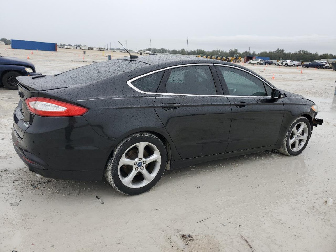 Image 3 of 2013 FORD FUSION SE 2013 with VIN 3FA6P0HR6DR259273