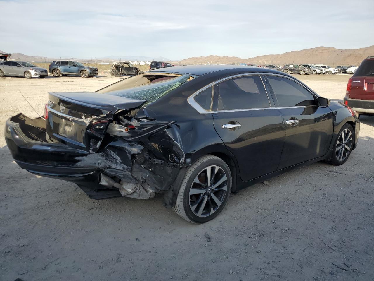 Obraz 3 z 2017 NISSAN ALTIMA 2.5 2017 z VIN 1N4AL3AP0HC475740