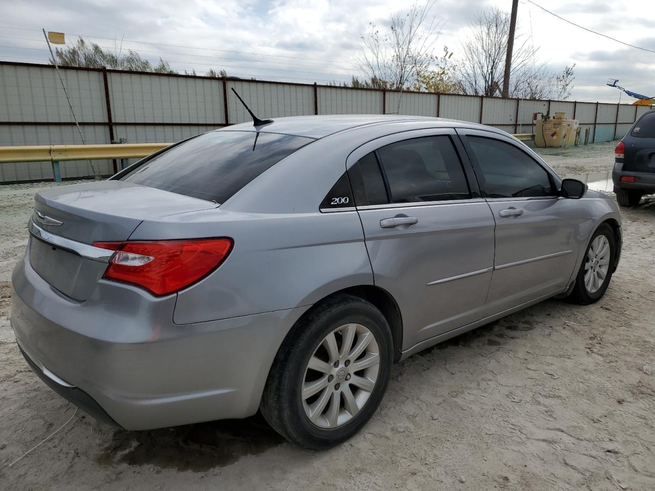 Obraz 3 z 2013 CHRYSLER 200 TOURING 2013 z VIN 1C3CCBBG6DN703061