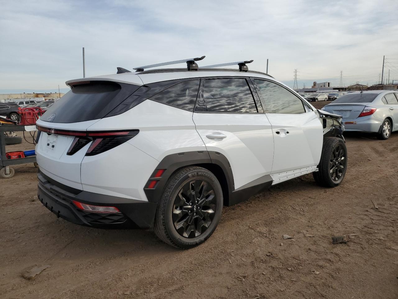 Image 3 of 2022 HYUNDAI TUCSON N LINE 2022 with VIN KM8JF3AE3NU108865