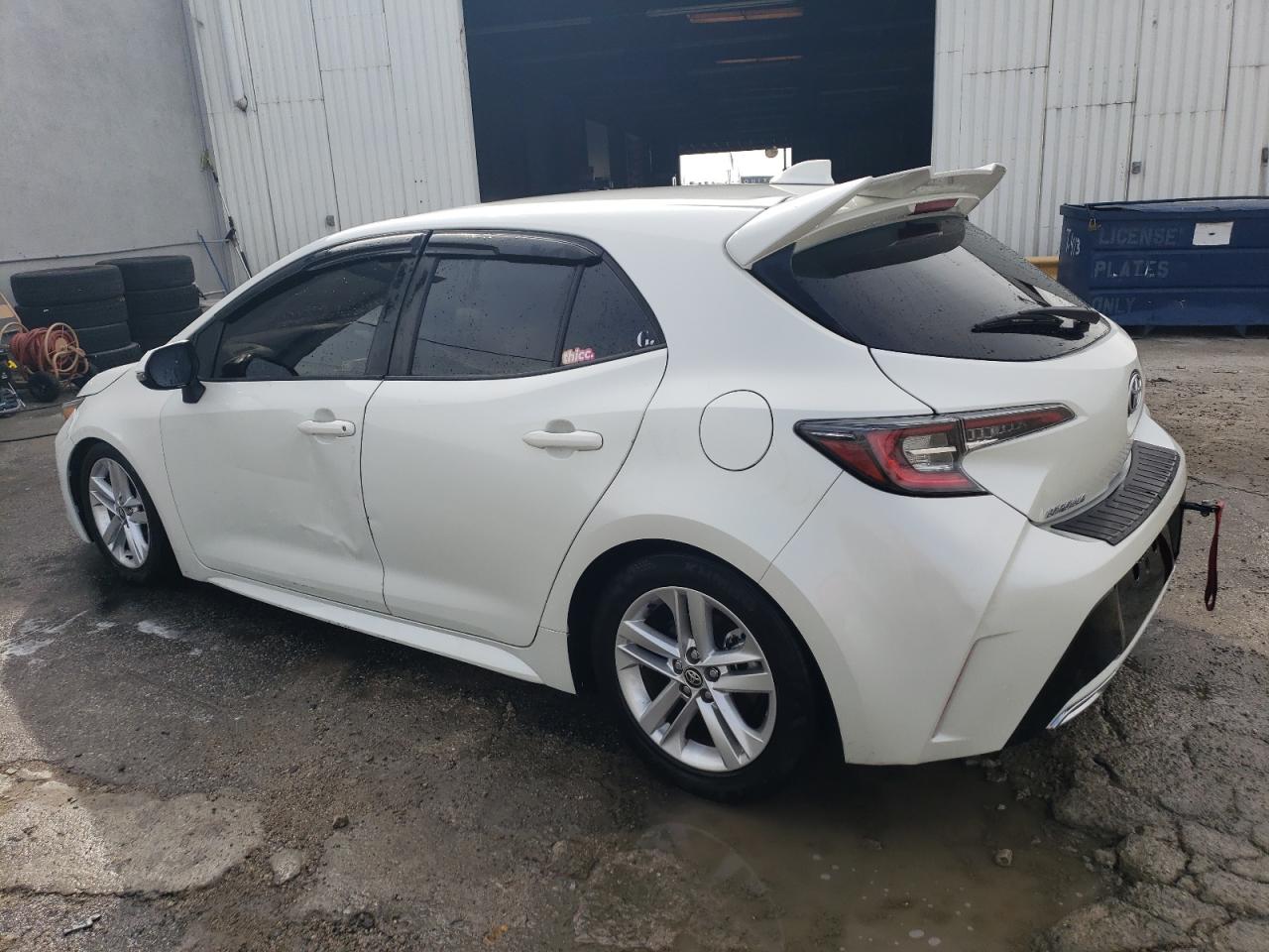 Изображение 2 2020 TOYOTA COROLLA SE 2020 с VIN JTNB4RBEXL3095501