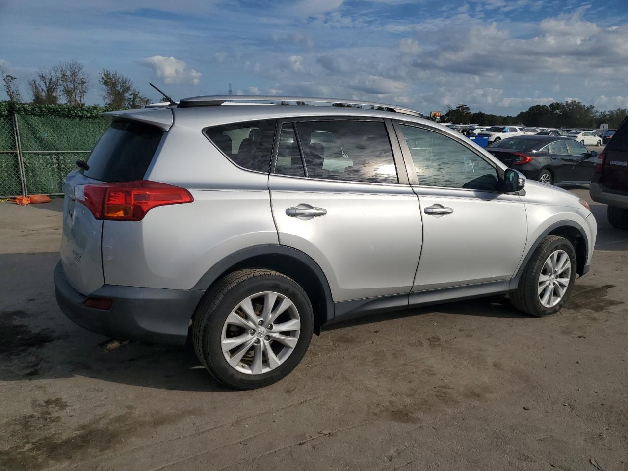Изображение 3 2013 TOYOTA RAV4 LIMITED 2013 с VIN 2T3DFREV1DW101493