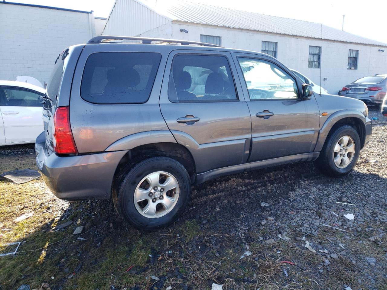 Изображение 3 2005 MAZDA TRIBUTE S 2005 с VIN 4F2CZ041X5KM15019