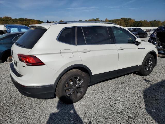 Изображение 3 2023 VOLKSWAGEN TIGUAN SE 2023 с VIN 3VVMB7AX0PM103413