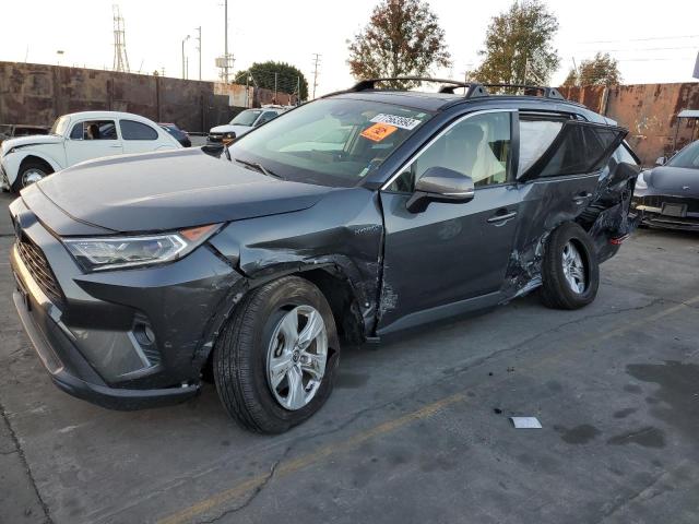 Obraz 1 z 2020 TOYOTA RAV4 XLE 2020 z VIN JTMRWRFV2LD047539