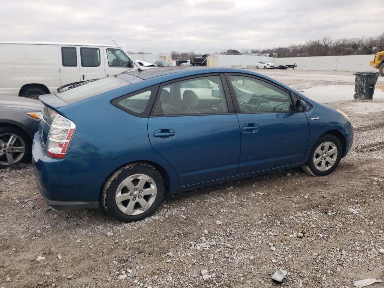Image 3 of 2007 TOYOTA PRIUS  2007 with VIN JTDKB20UX77548445