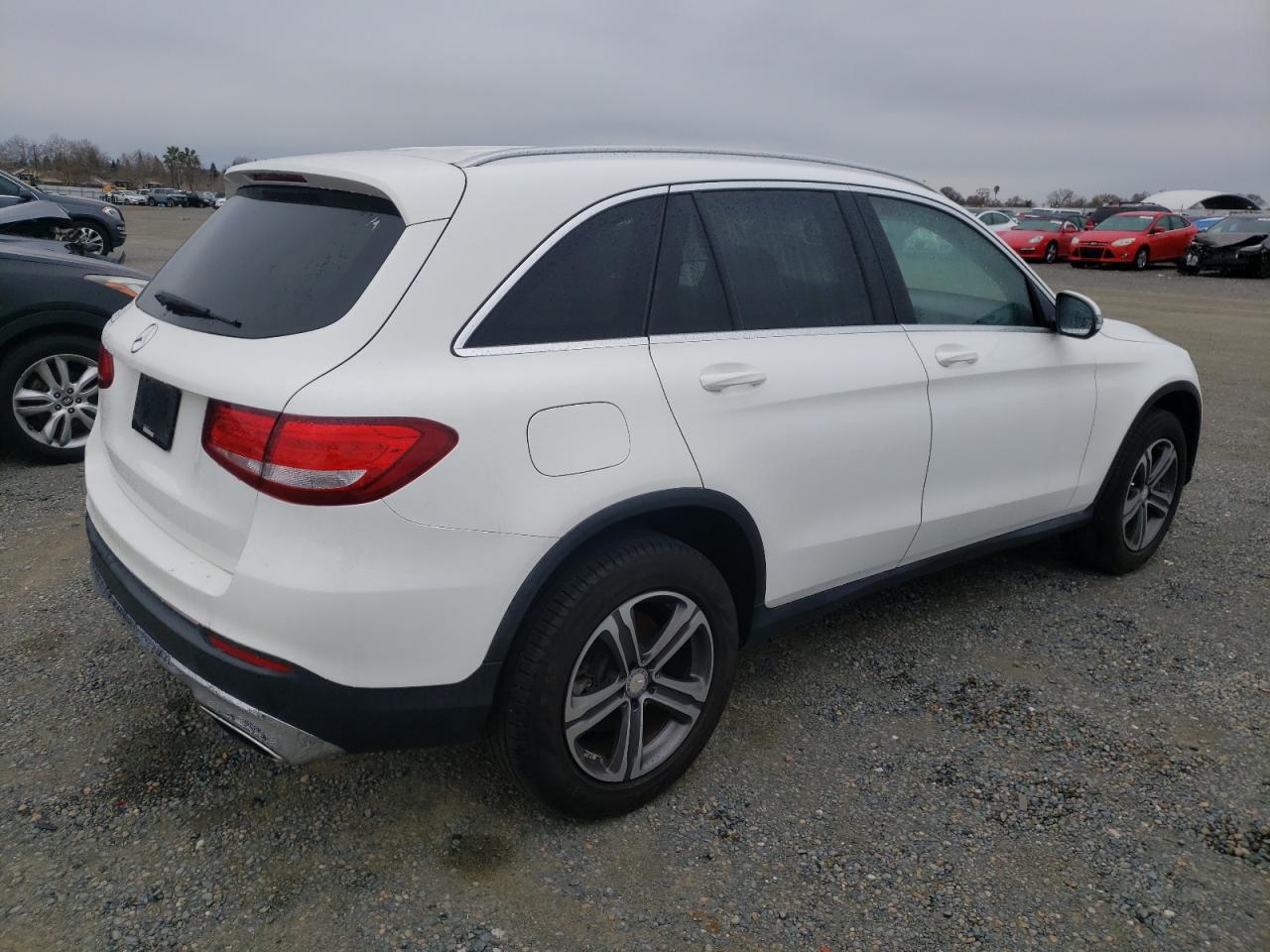 Image 3 of 2016 MERCEDES-BENZ GLC 300 2016 with VIN WDC0G4JB7GF079106