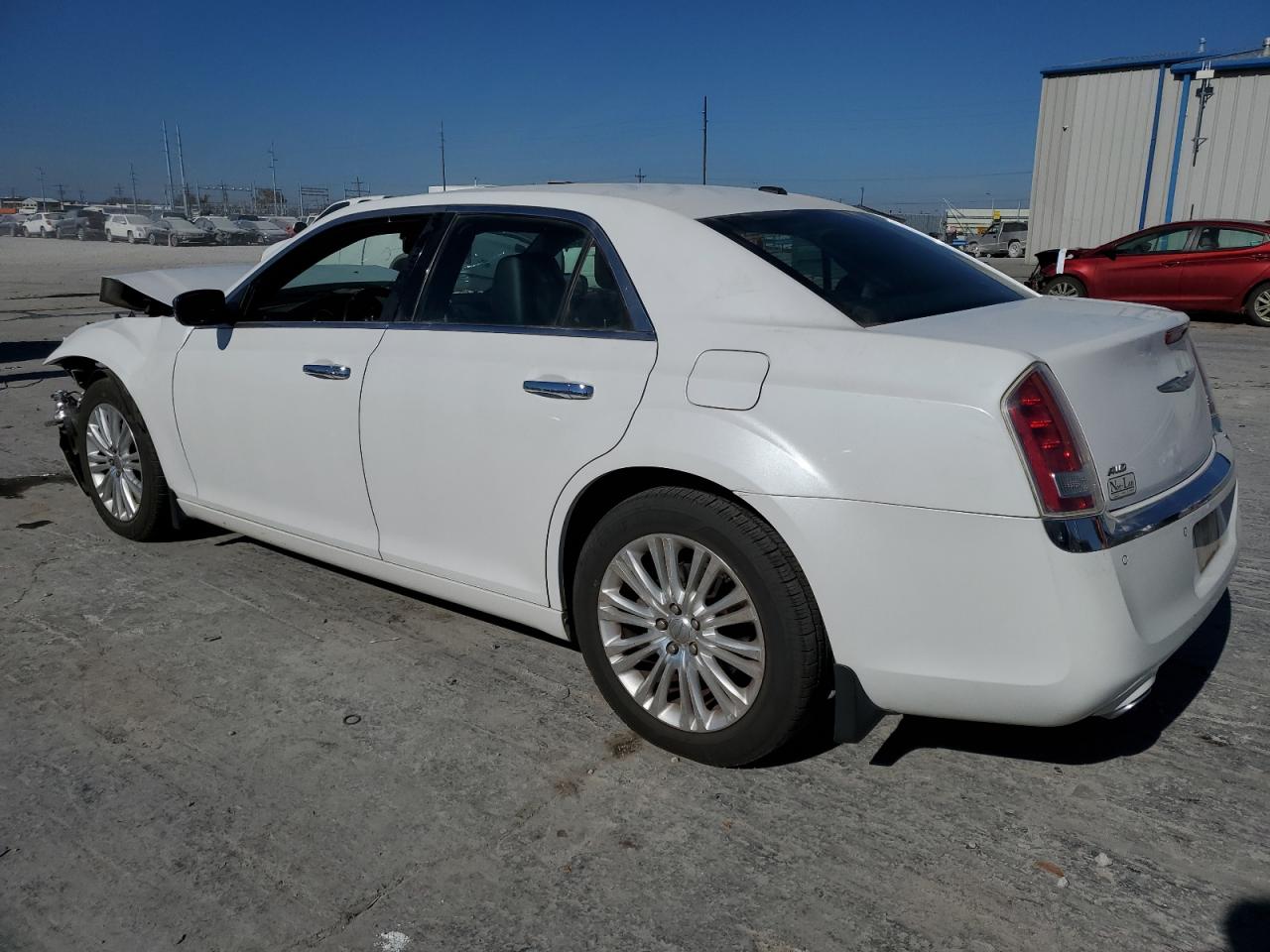 Изображение 2 Chrysler 300 Limited 2012 с VIN 2C3CCAHG9CH209866