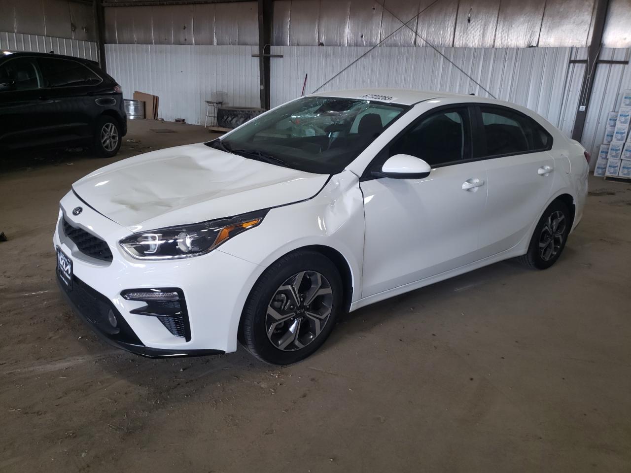 Изображение 1 2021 KIA FORTE FE 2021 с VIN 3KPF24AD2ME394739