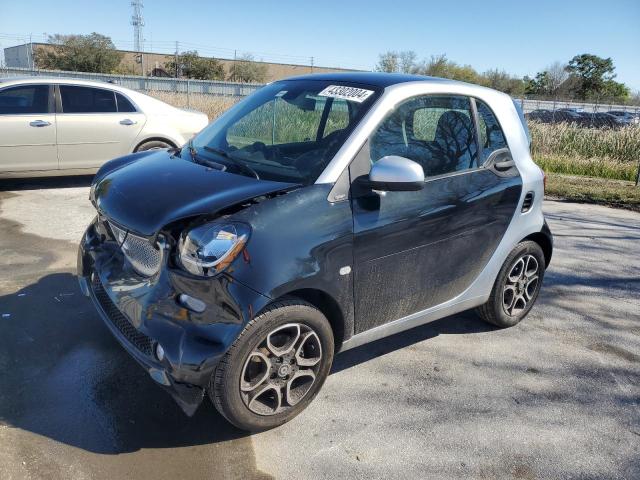 Image 1 of 2016 SMART FORTWO  2016 with VIN WMEFJ5DA5GK074408