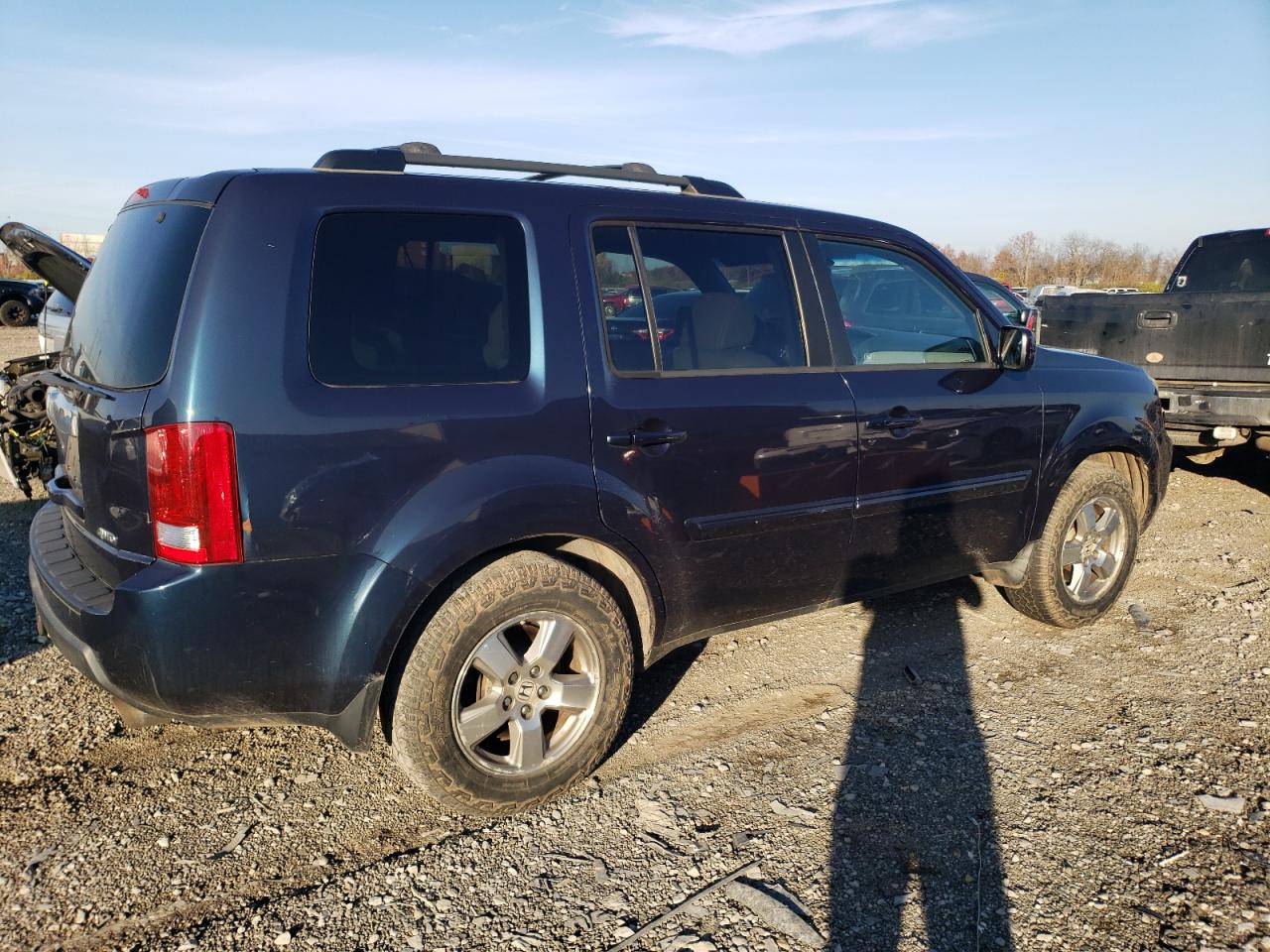 Изображение 3 2011 HONDA PILOT EXL 2011 с VIN 5FNYF4H60BB027222