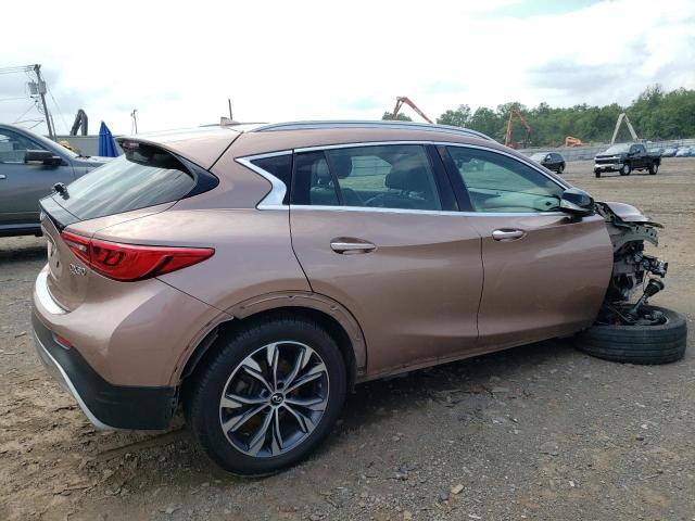 Изображение 3 2018 INFINITI QX30 BASE 2018 с VIN SJKCH5CR0JA048801