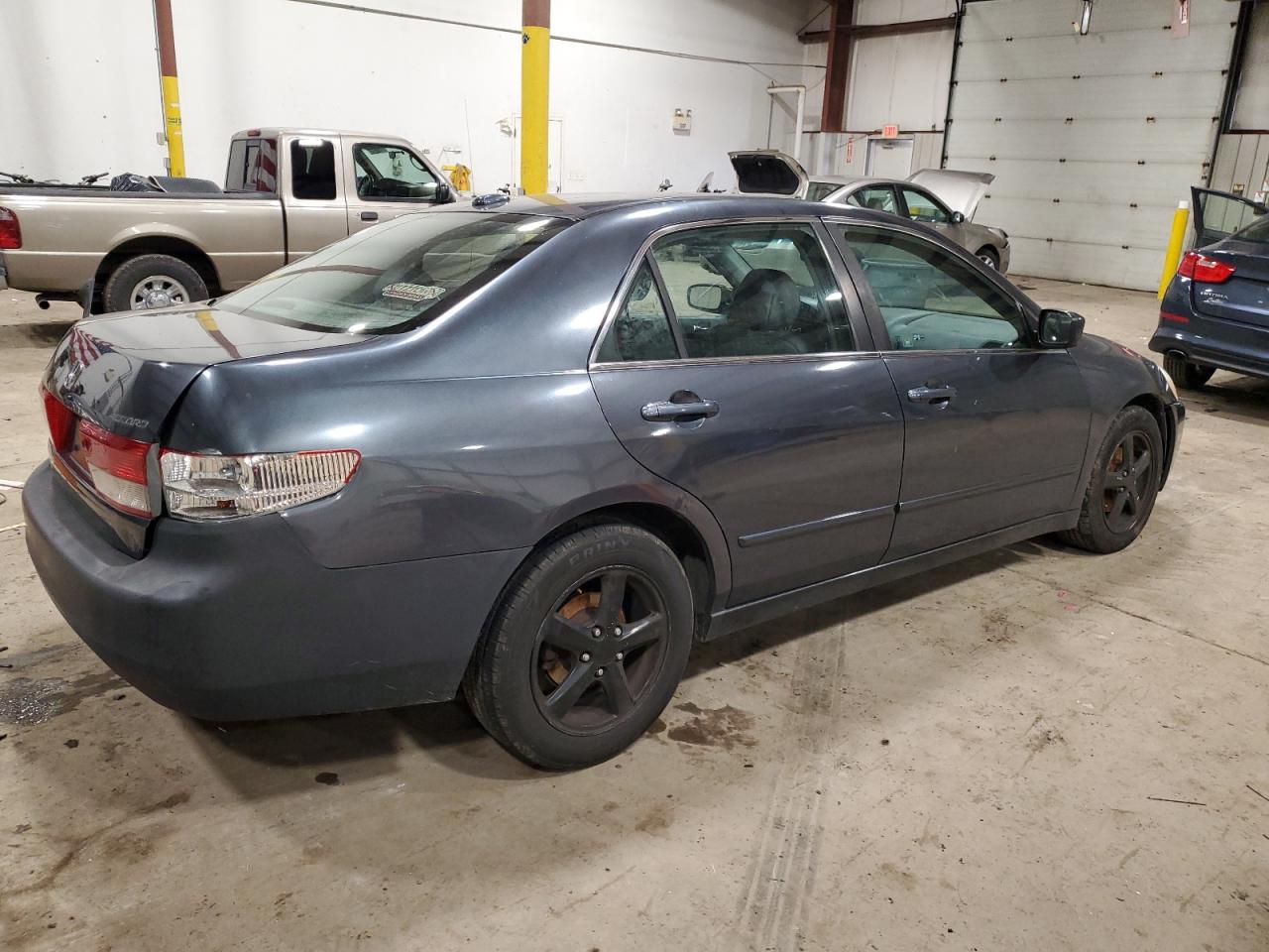 Obraz 3 z 2004 HONDA ACCORD EX 2004 z VIN 1HGCM56804A006037