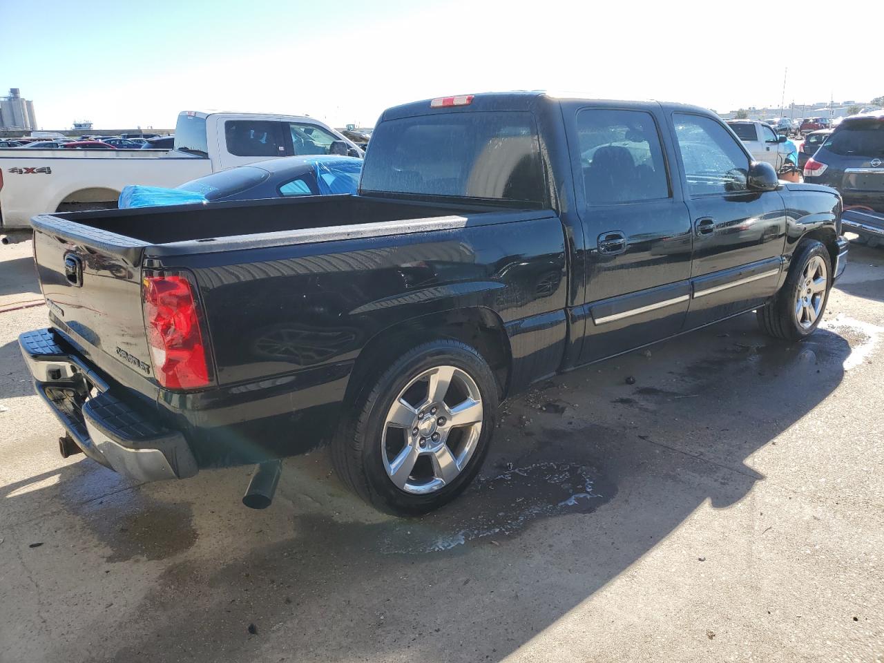 Image 3 of 2005 CHEVROLET SILVERADO C1500 2005 with VIN 2GCEC13T051323176