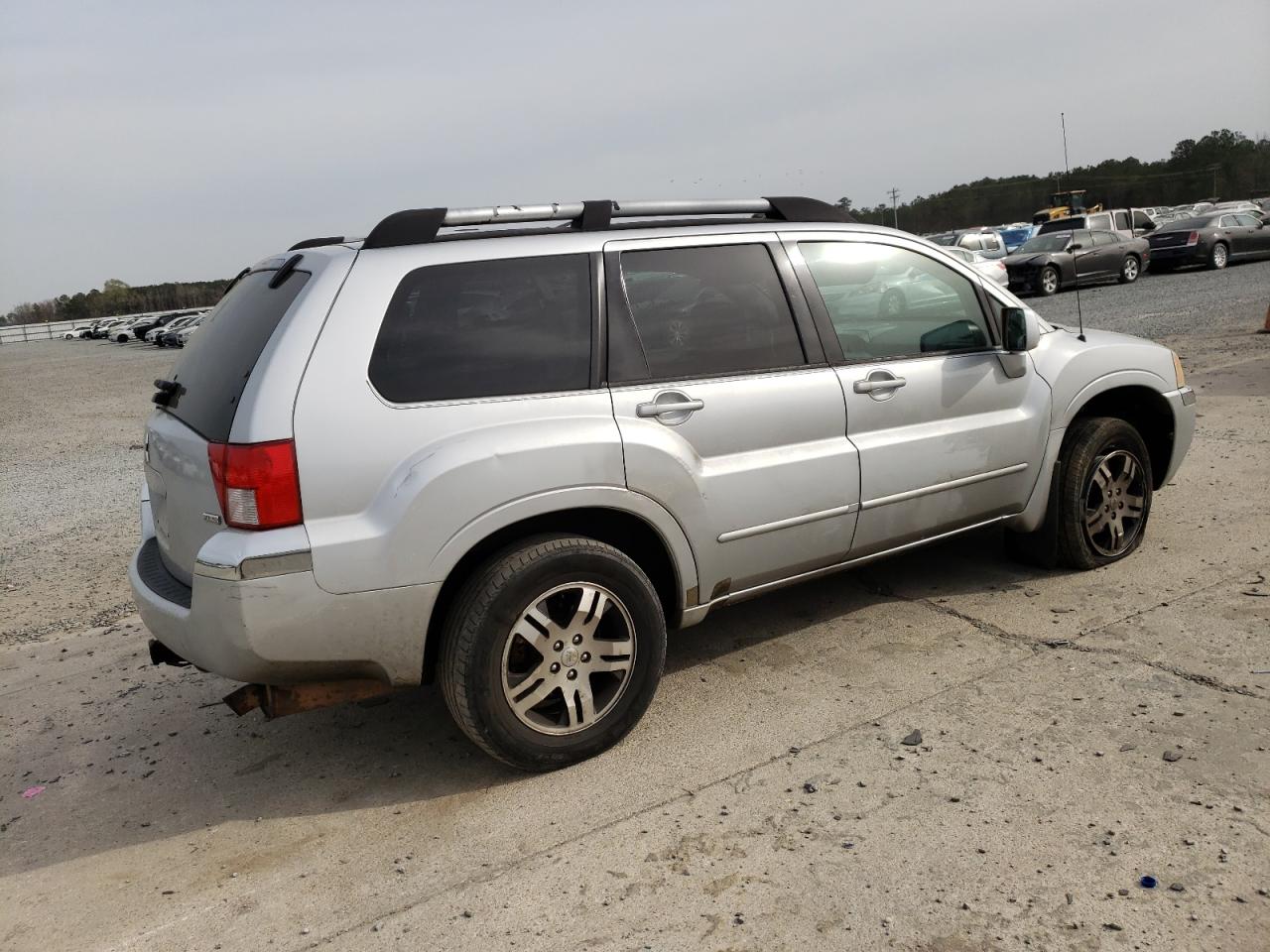 Image 3 of 2004 MITSUBISHI ENDEAVOR XLS 2004 with VIN 4A4MM31SX4E025593