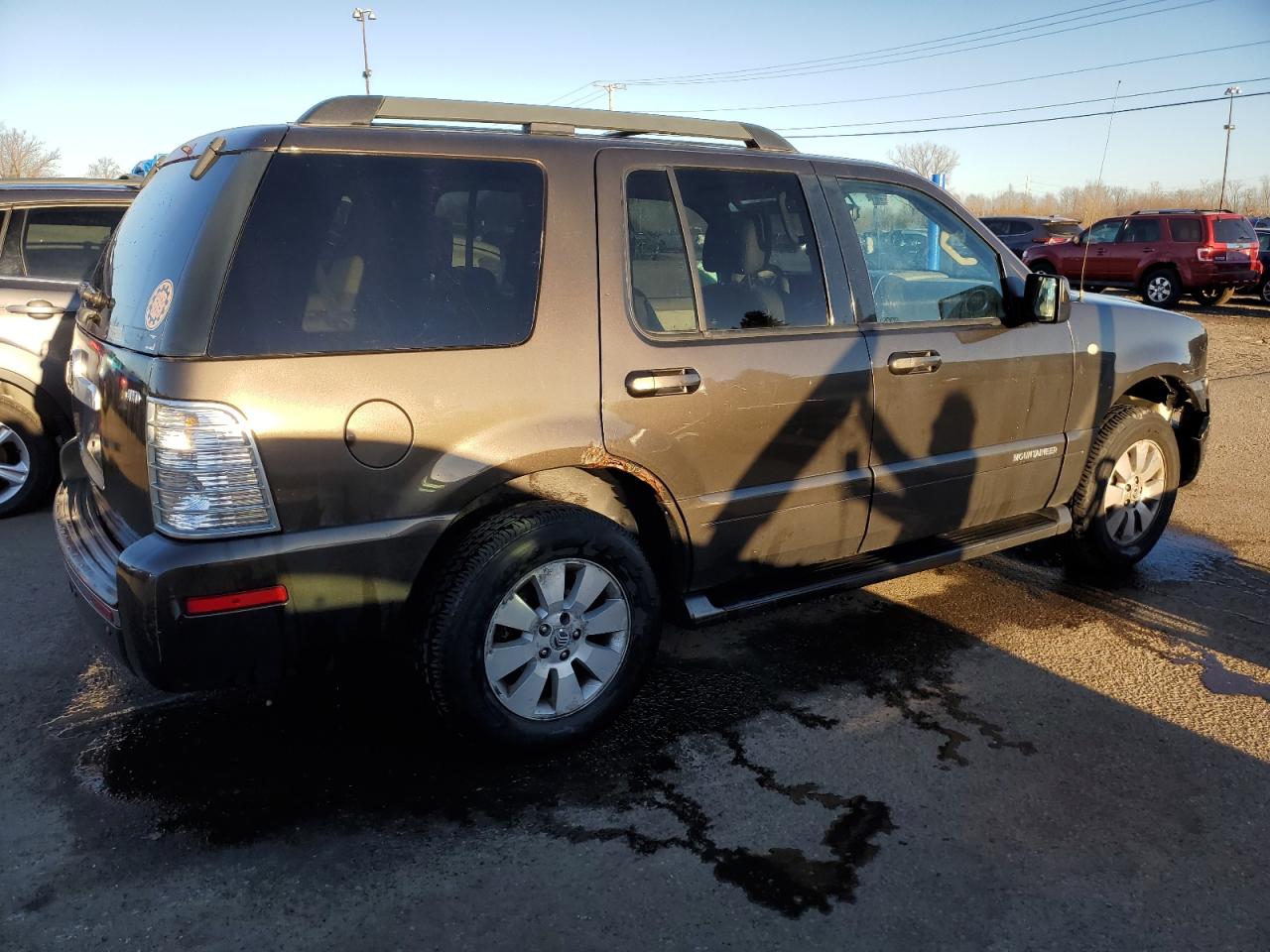 Image 3 of 2008 MERCURY MOUNTAINEER LUXURY 2008 with VIN 4M2EU47E78UJ02770